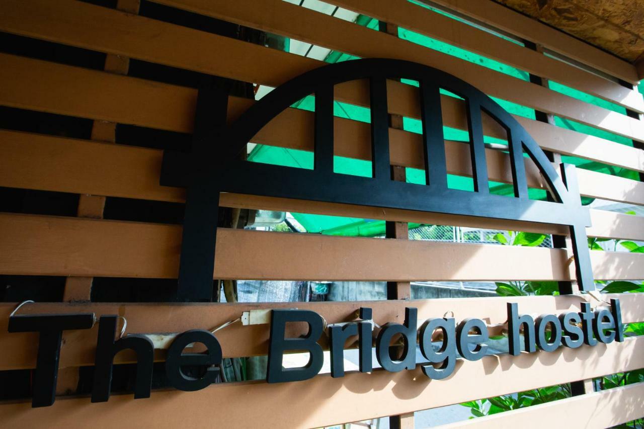 The Bridge Hostel 曼谷 外观 照片