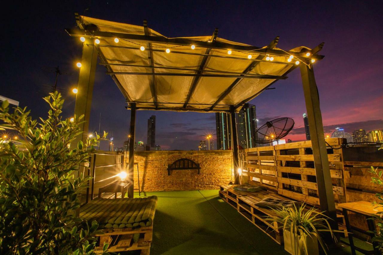 The Bridge Hostel 曼谷 外观 照片