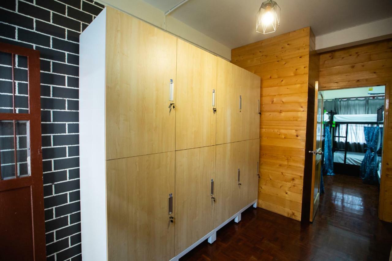 The Bridge Hostel 曼谷 外观 照片