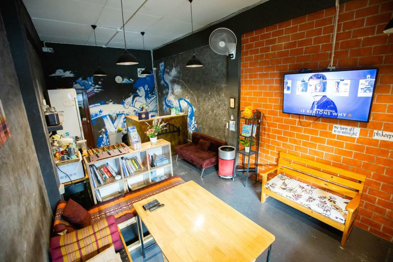 The Bridge Hostel 曼谷 外观 照片