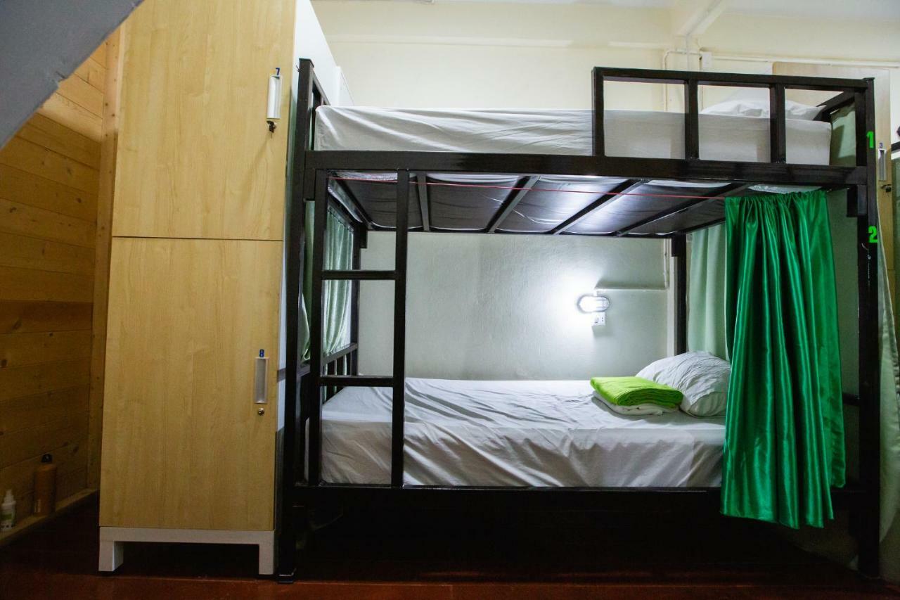 The Bridge Hostel 曼谷 外观 照片