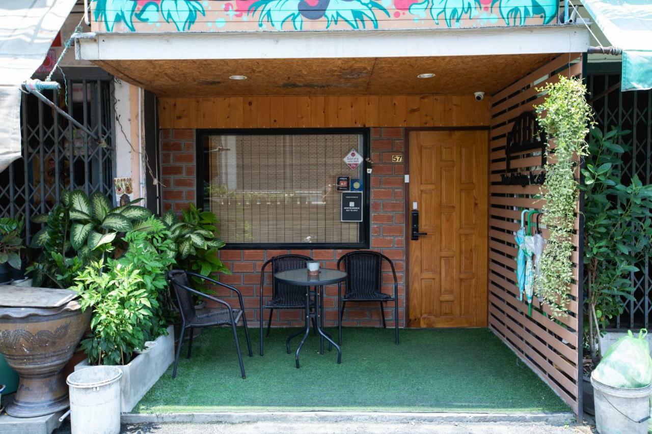 The Bridge Hostel 曼谷 外观 照片