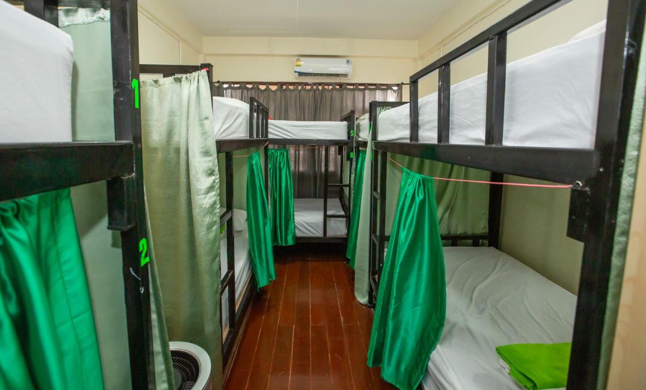 The Bridge Hostel 曼谷 外观 照片
