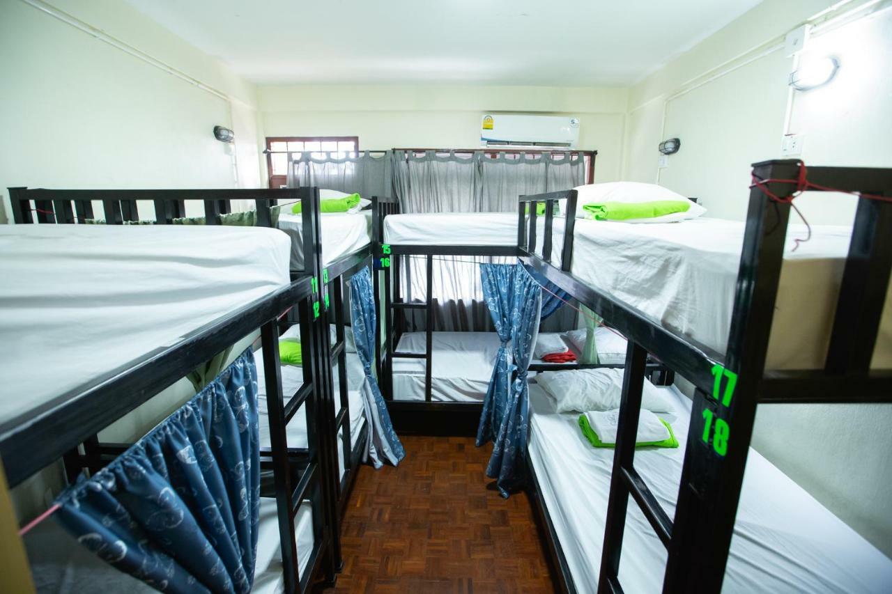 The Bridge Hostel 曼谷 外观 照片