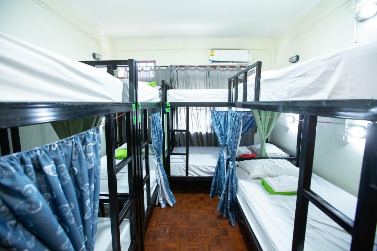 The Bridge Hostel 曼谷 外观 照片
