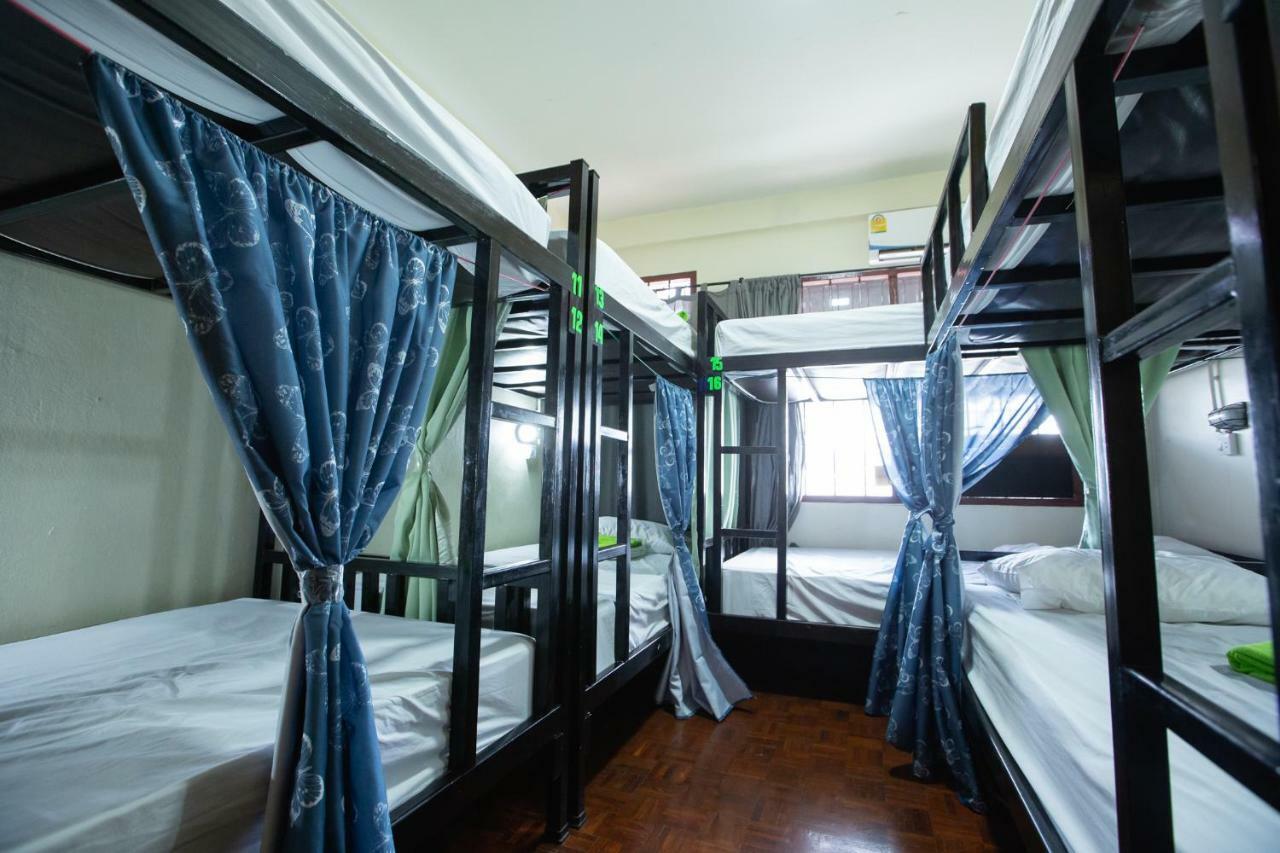 The Bridge Hostel 曼谷 外观 照片