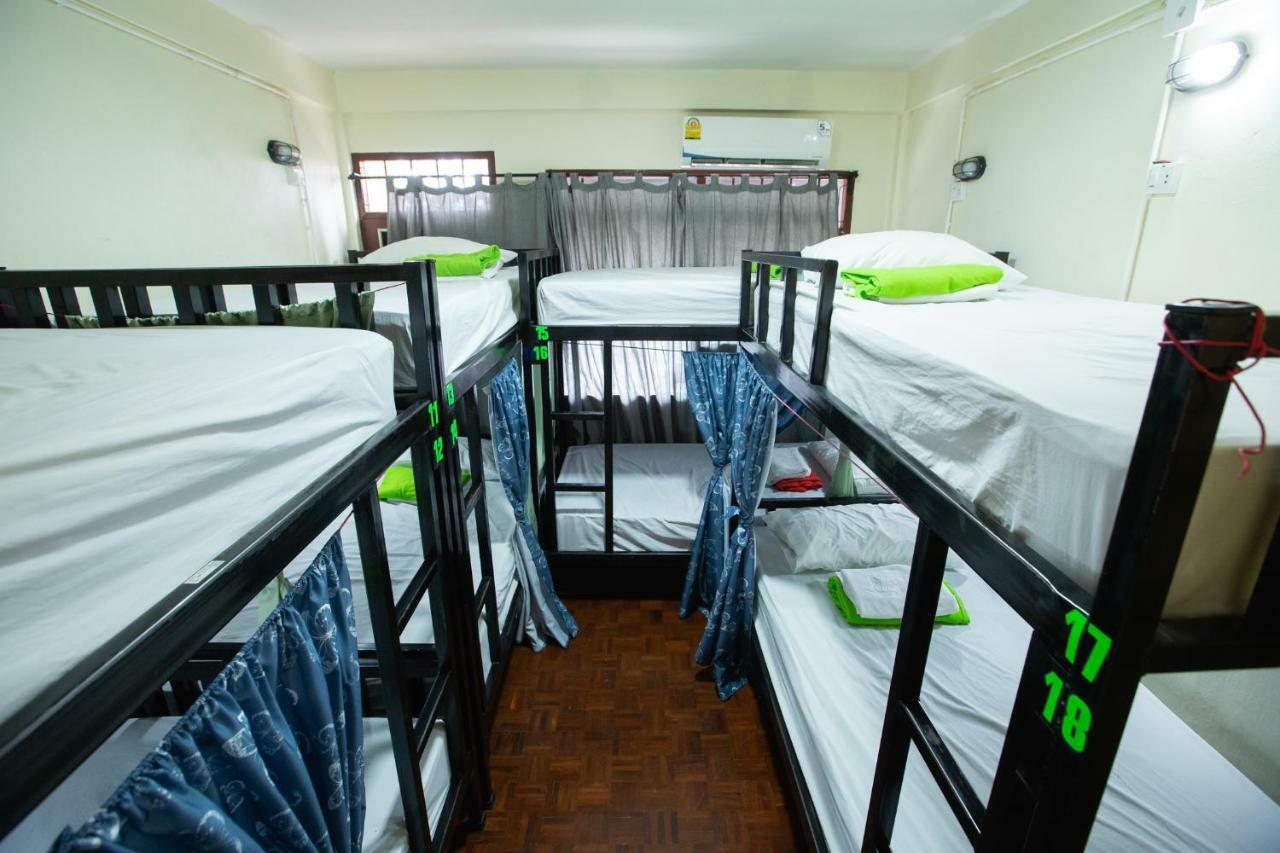 The Bridge Hostel 曼谷 外观 照片