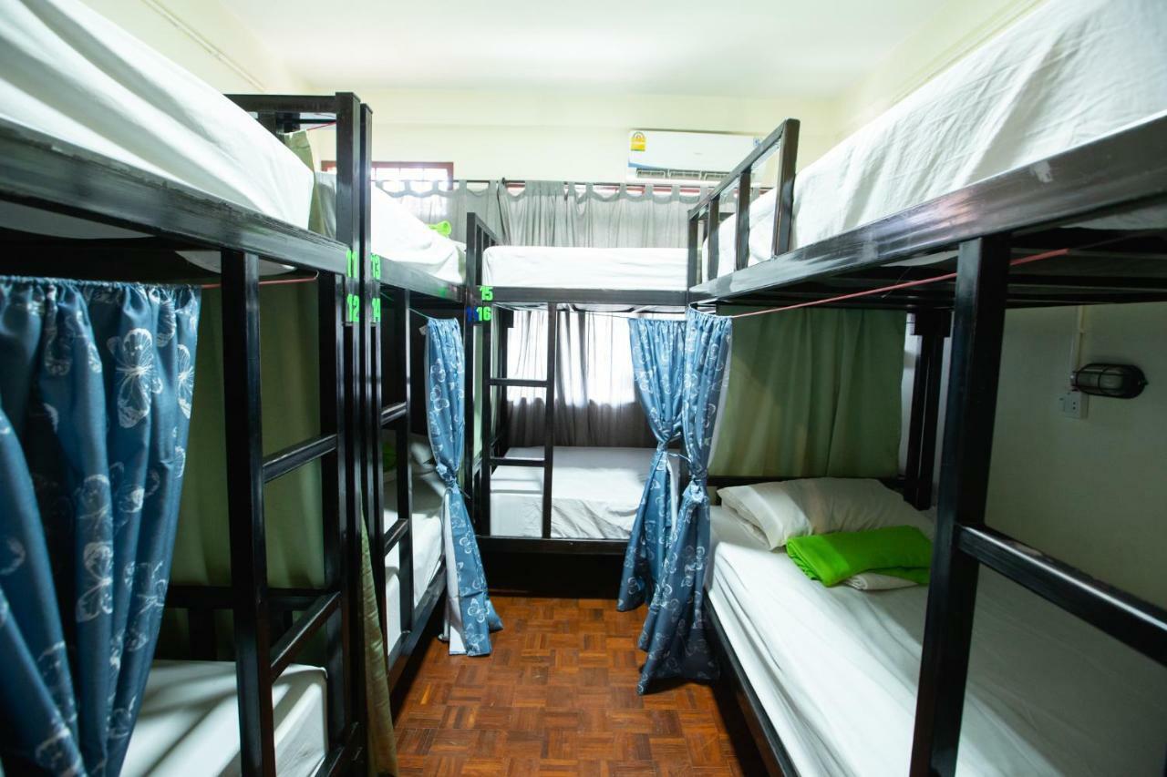 The Bridge Hostel 曼谷 外观 照片