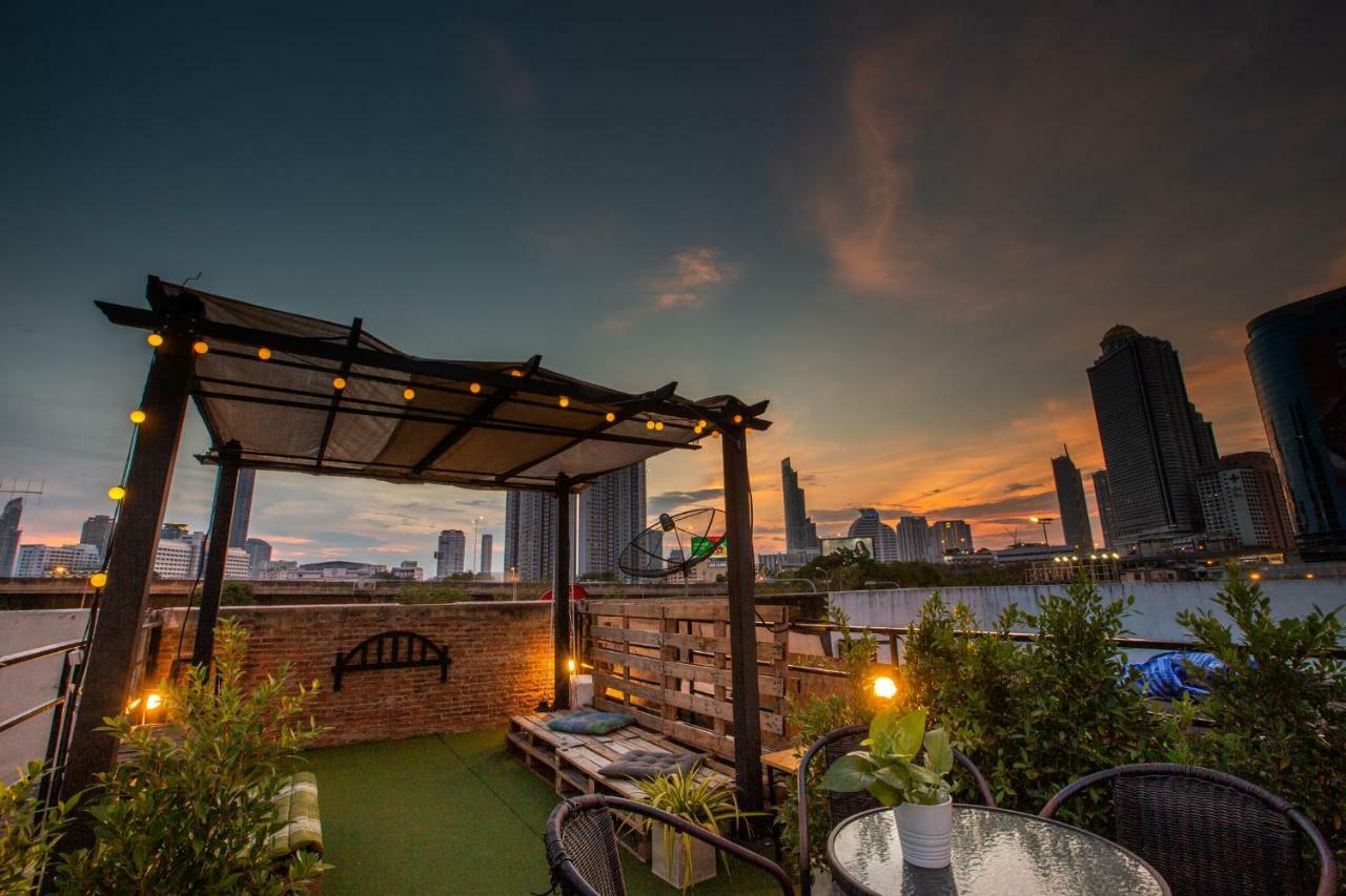 The Bridge Hostel 曼谷 外观 照片