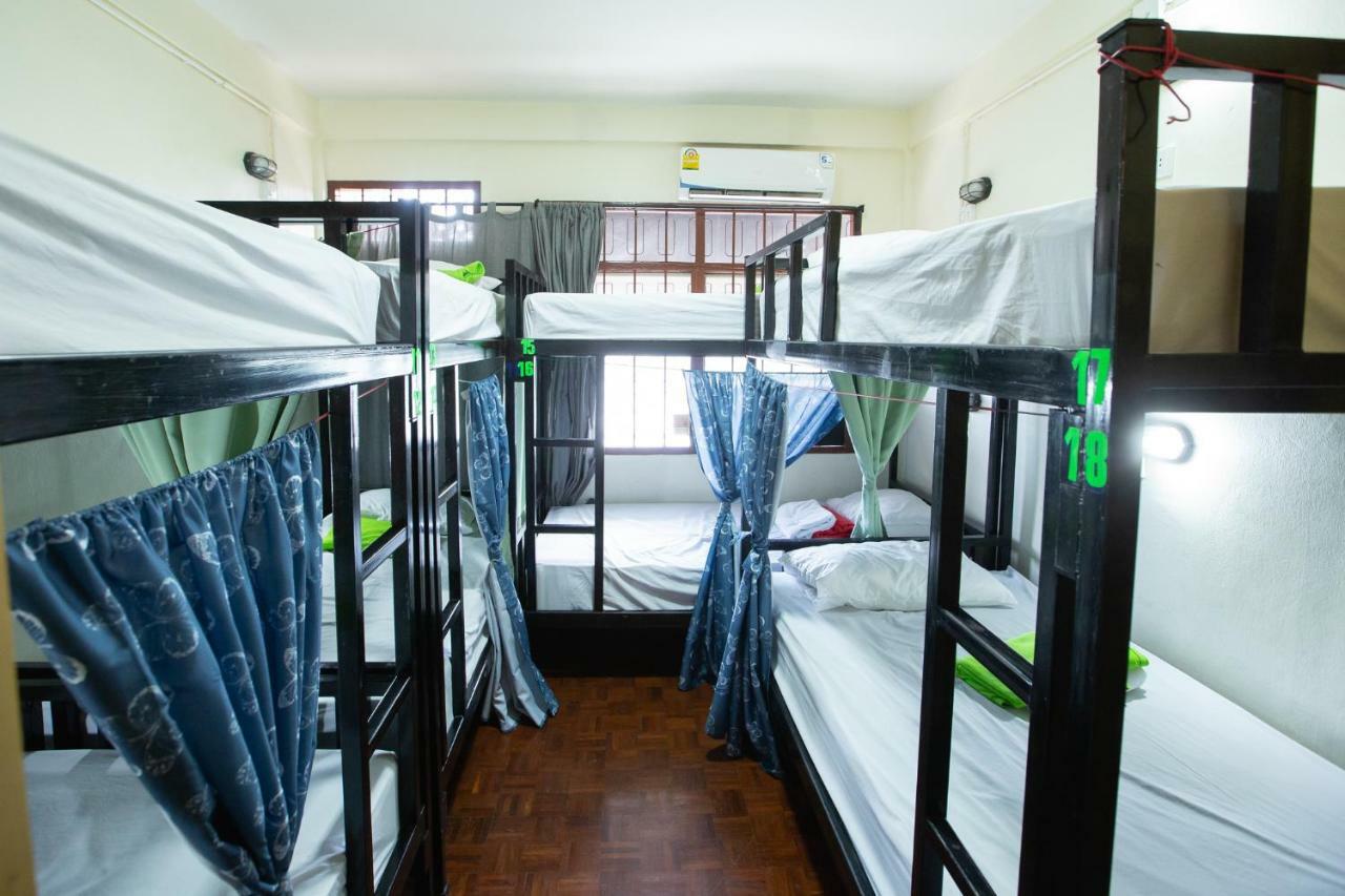 The Bridge Hostel 曼谷 外观 照片