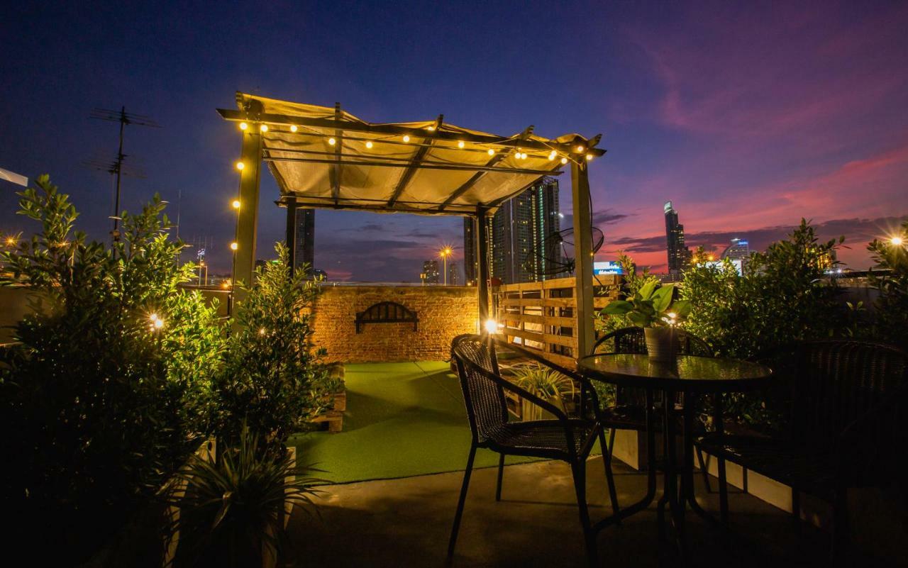 The Bridge Hostel 曼谷 外观 照片