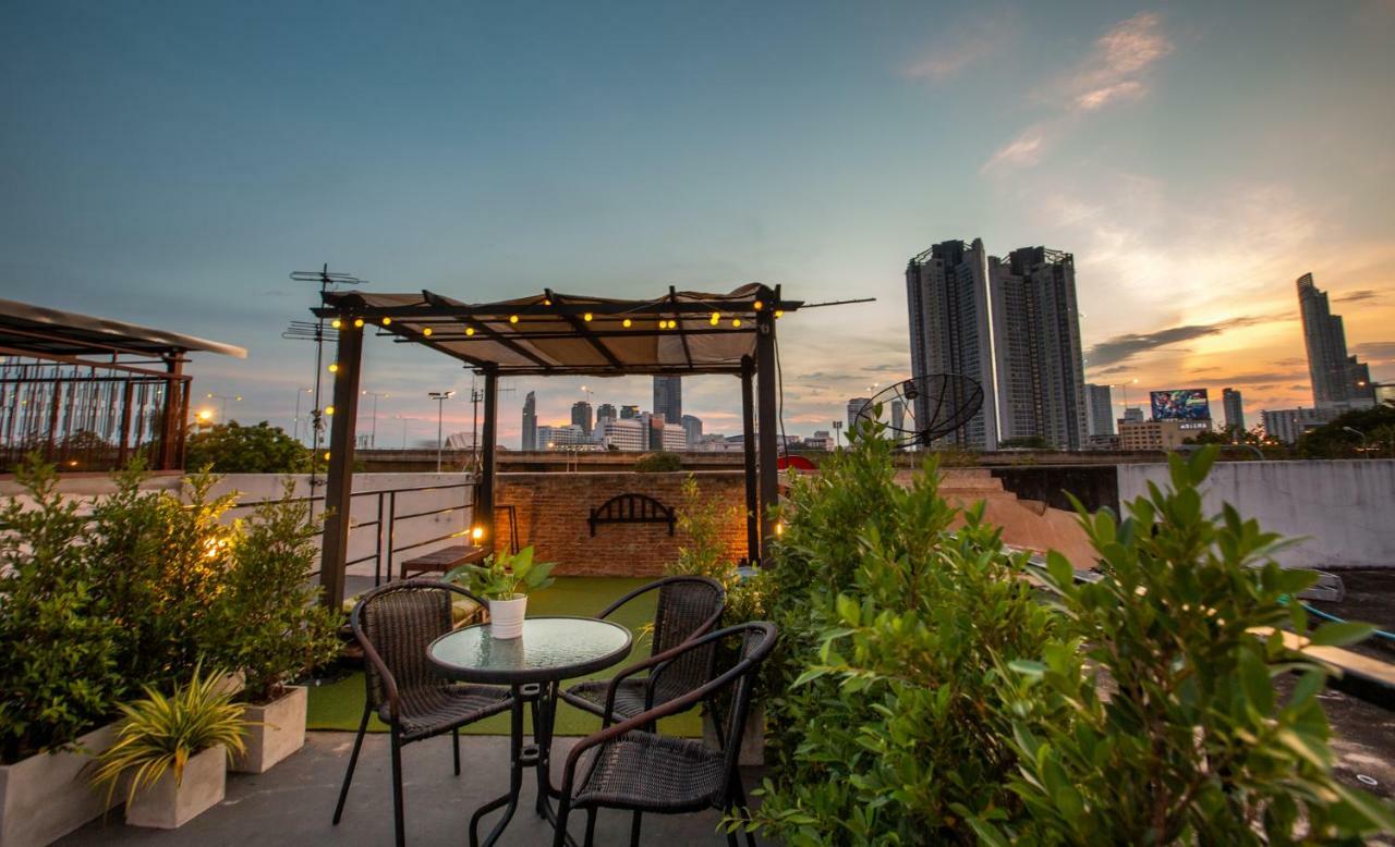 The Bridge Hostel 曼谷 外观 照片