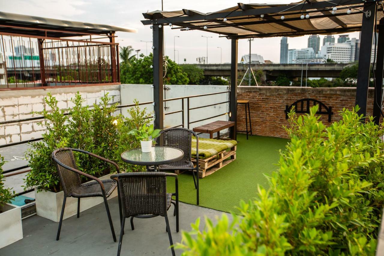 The Bridge Hostel 曼谷 外观 照片