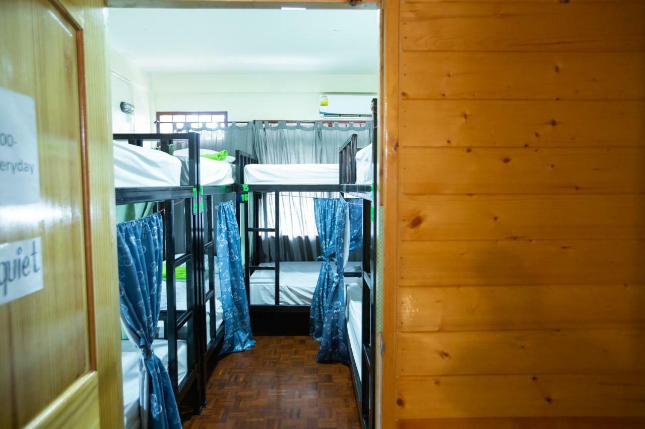 The Bridge Hostel 曼谷 外观 照片